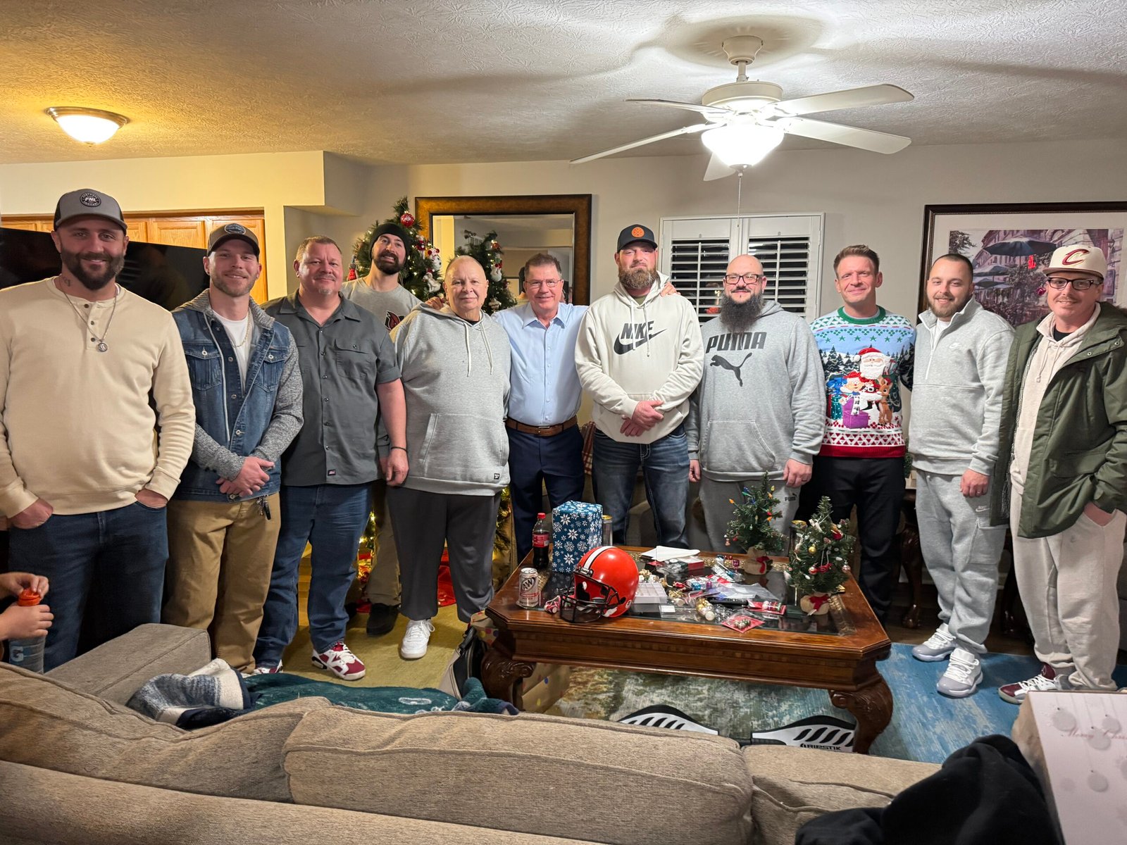 Sober Living for Men: Fellowship and Service in Recovery